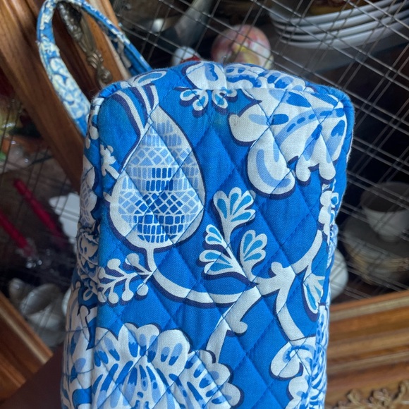 Quilted blue Vera Bradley Bag - Picture 7 of 15